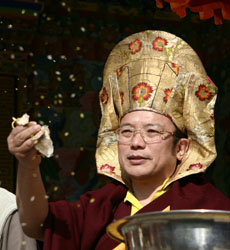 Tai Situ Rinpoche Leading a Ceremony